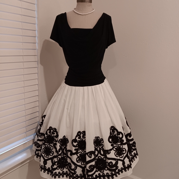 dressbarn Dresses & Skirts - dressbarn Black and White Dress